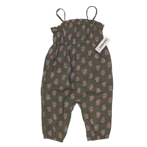Old Navy baby girl romper - 6-12 months - Picture 1 of 8